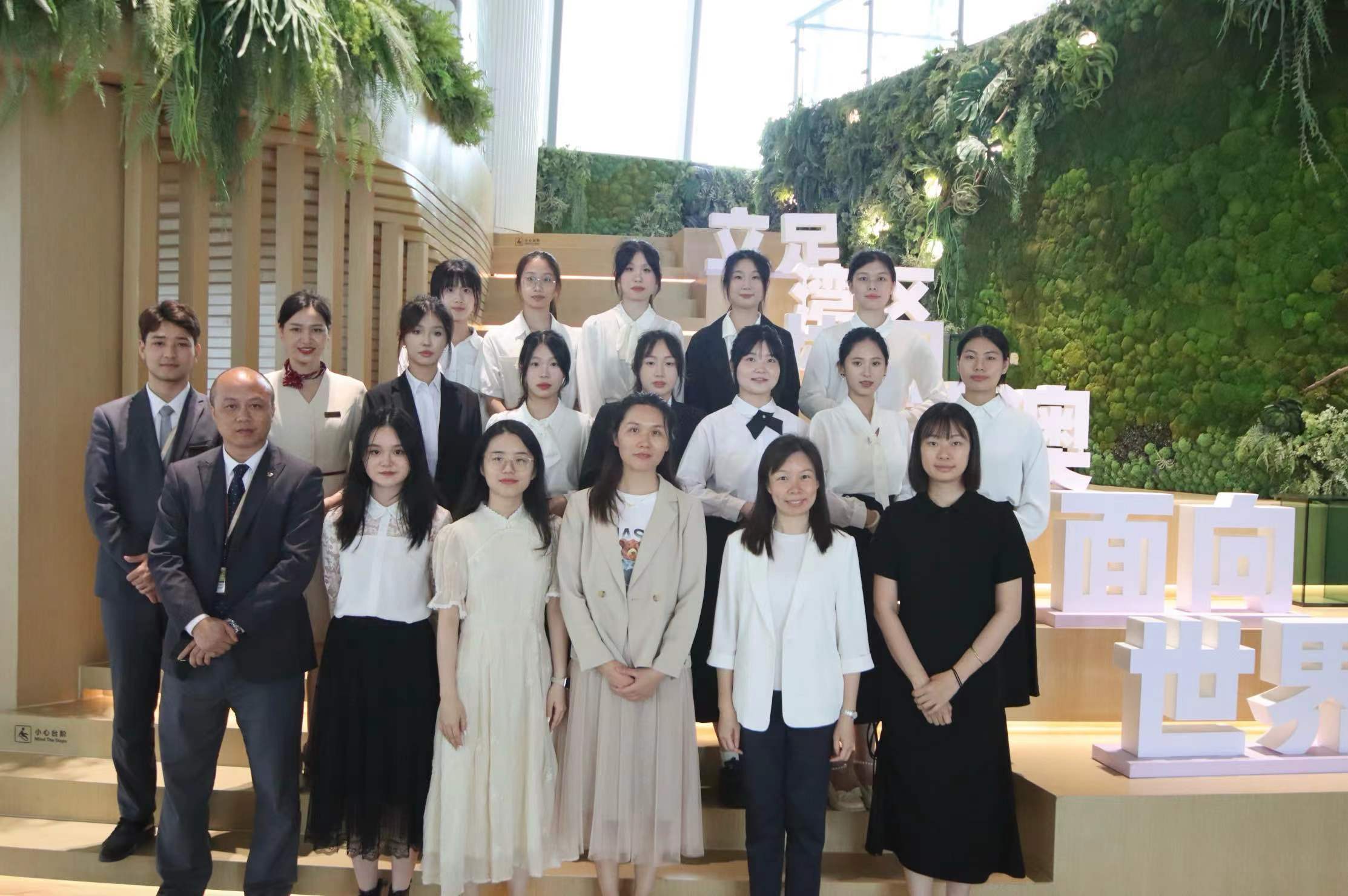 名企领航就业风向，携手共绘职业蓝图