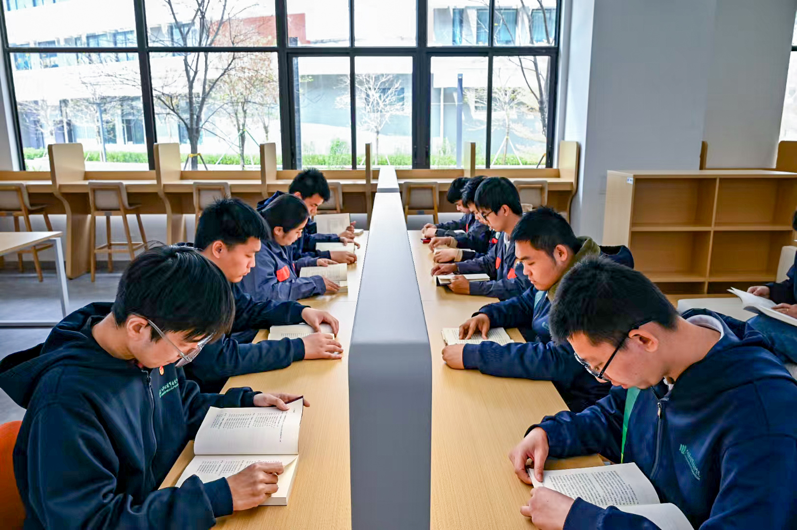 “畅读交通、慧行万里”读书月活动圆满收官